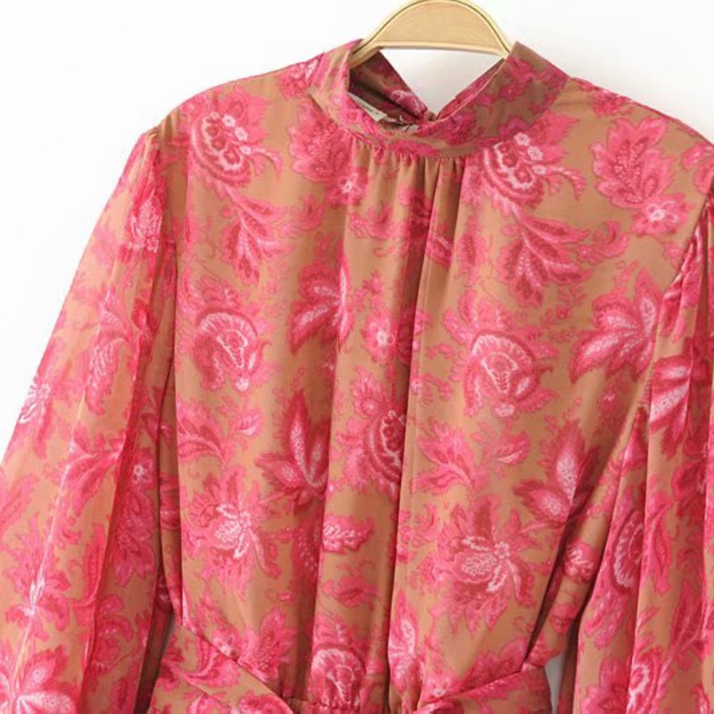 Pink floral print open back tie neck boho romper - Picture 3 of 5
